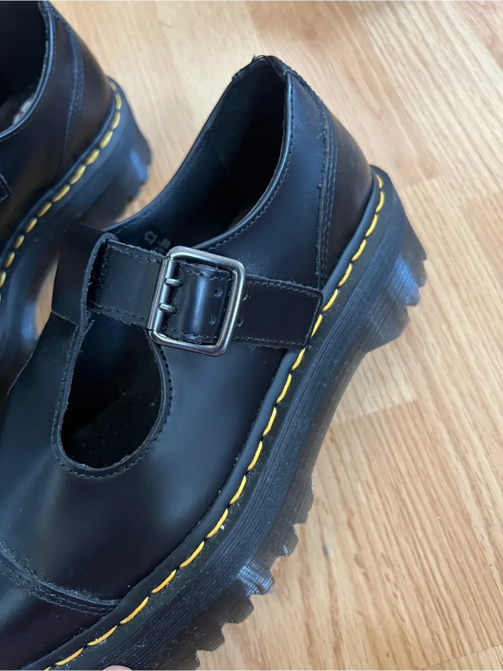 Dr. Martens Black Leather Mary Jane Platform Bethan Shoes Size 9 NWOT - Picture 3 of 5